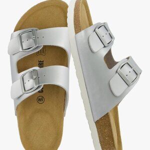 EUC Cushionaire Lane Sandal -Size 9 Wide